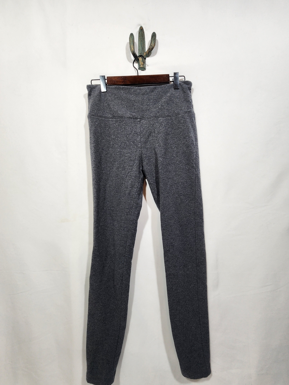 Max & Mia Gray Soft Knit Tweed Leggings Pants Size S Small Elastic Waist